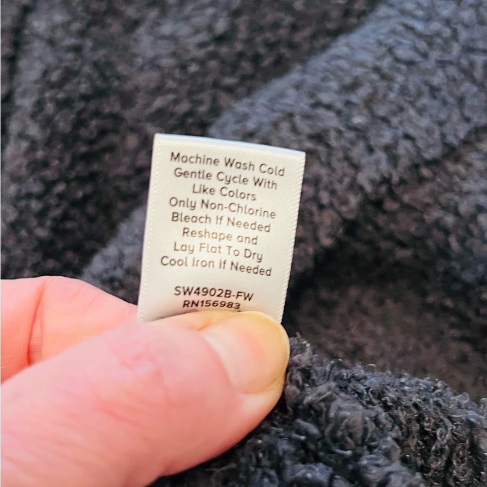 Evereve Peyton Jenson Cropped Charcoal Grey Sweater- Size Large - Picture 6 of 6